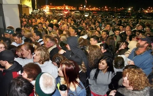 A Thanksgiving Story: Surviving the Crush of Holiday Traffic